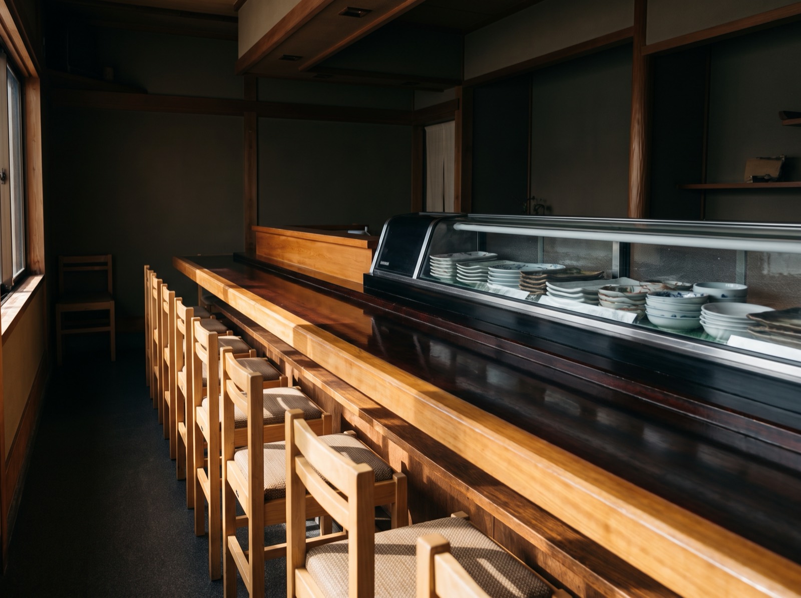 An empty counter seen end to end.